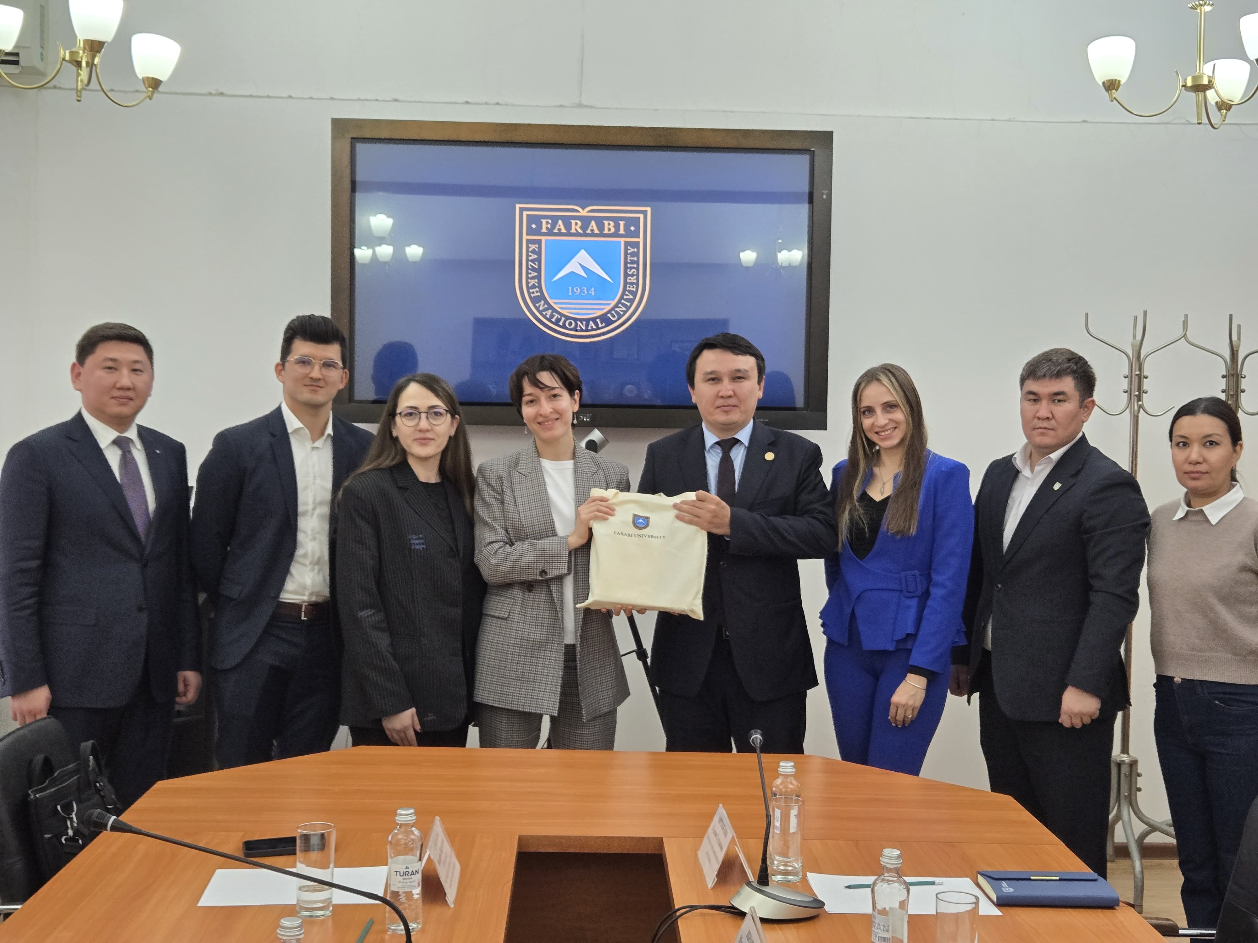 Ресей мен Қазақстан арасындағы кванттық технологиялар саласындағы ынтымақтастық мәселелері жөніндегі кездесу.  ТДМ 9 және ТДМ 17